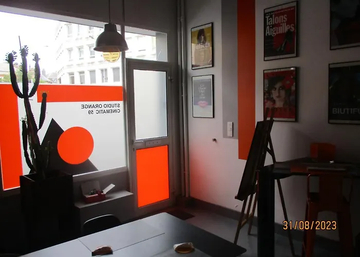 Orange Cinematic 59 *