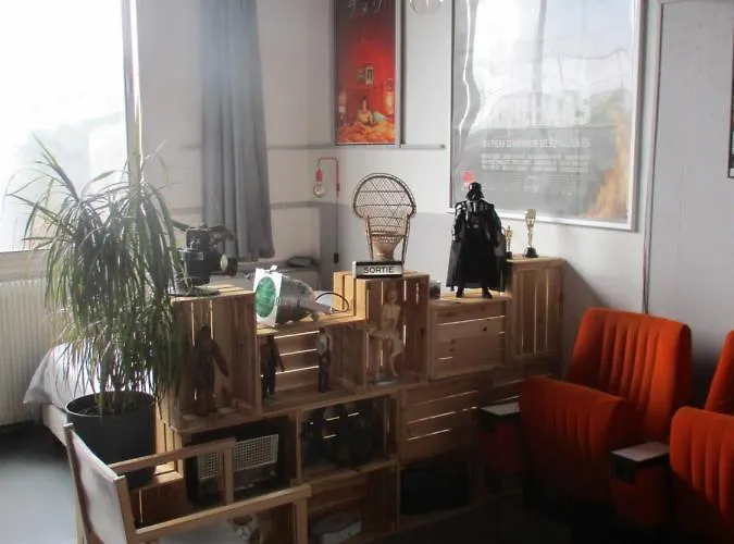 Orange Cinematic 59 Apartman Charleville-Mézières